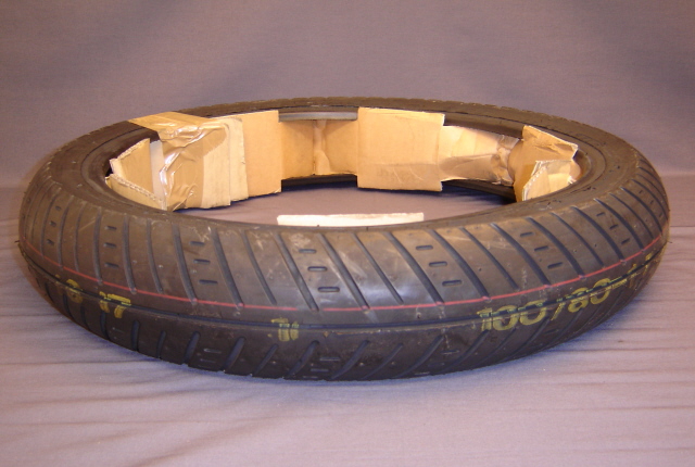 Picture of Tire 17-100/80 