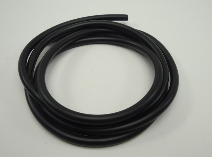 Afbeelding van Oliepomp slang 3 x 5mm zwart 1 meter