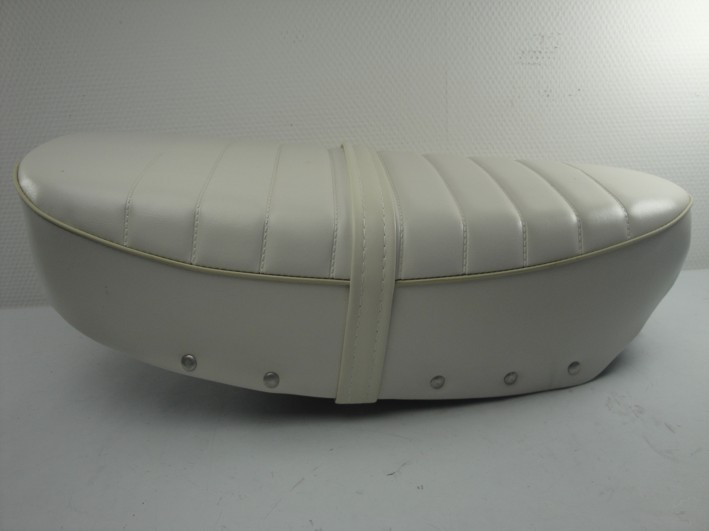 Picture of Buddyseat white Skyteam Skymax Dax 2.4L 
