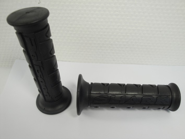 Picture of Grip kit handle bar black Shark