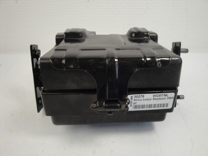 Picture of Holder assy battery PBR Skyteam old type