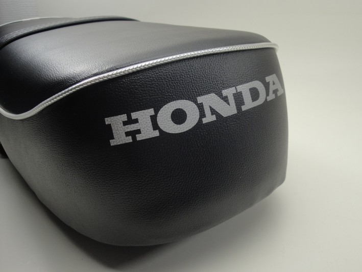 Afbeelding van Buddy Honda CD50 orig.zwart/zilver rand