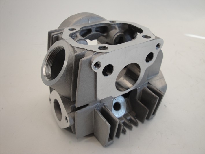 Picture of Cylinder head 70cc SS/CD/C