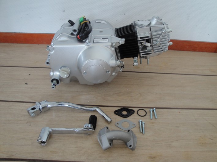 Picture of Engine complete 50cc kickstart only