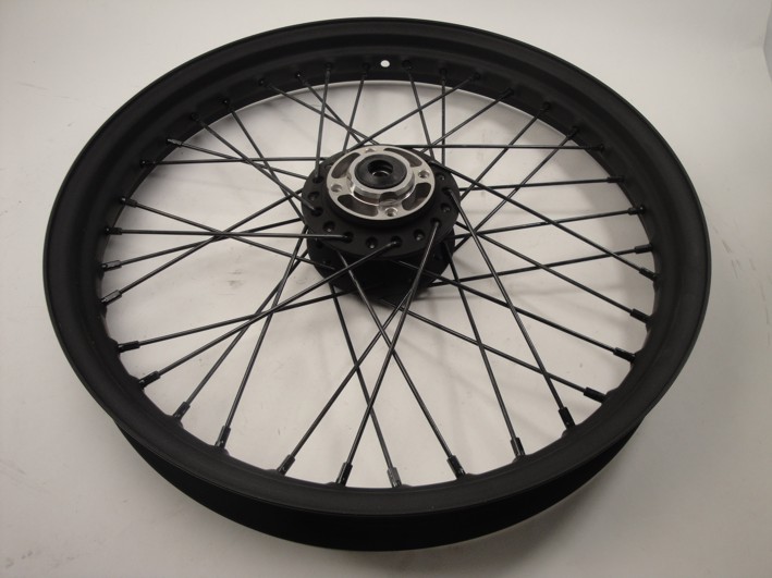 Picture of Front wheel AGM Caferacer 18inch black!