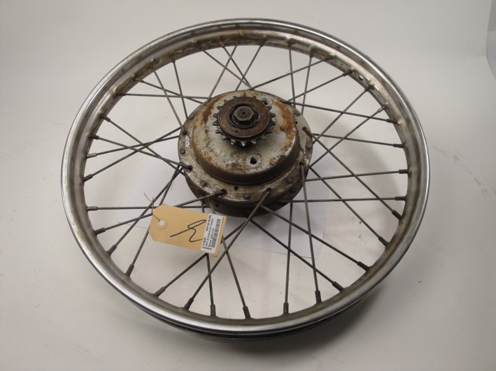 Picture of Rear wheel Vespa Boxer used complete